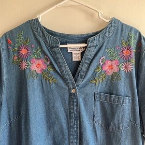 Country Store size L denim dress with flowered embroidery